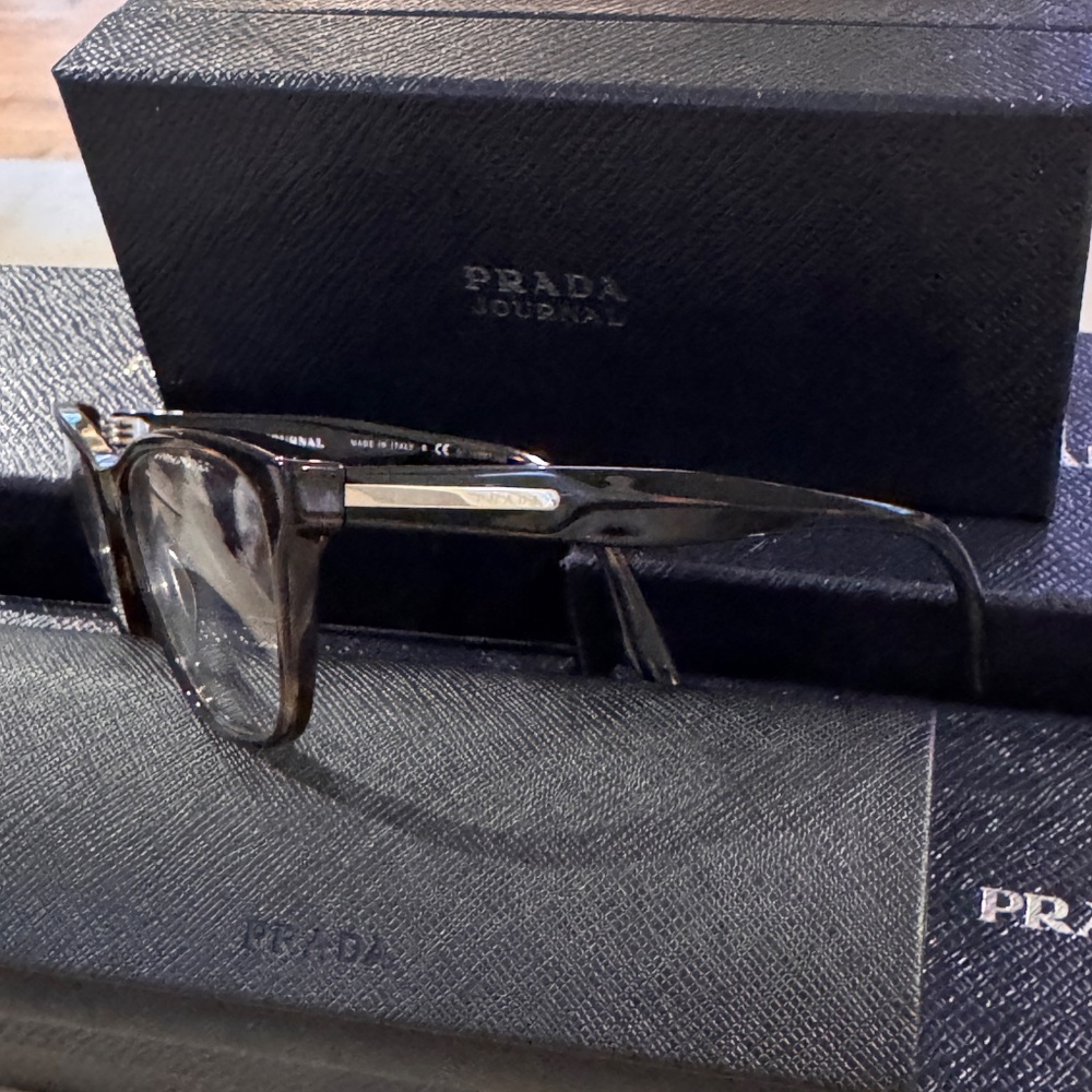 Prada eyeglasses - Picture 2 of 4